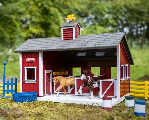 Breyer Stablemates Red Stable Set with Two Horses | 59197