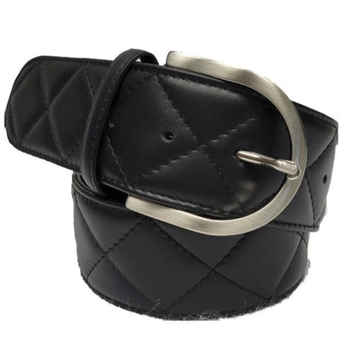A black quilted leather belt with a silver buckle, designed for equestrian wear.